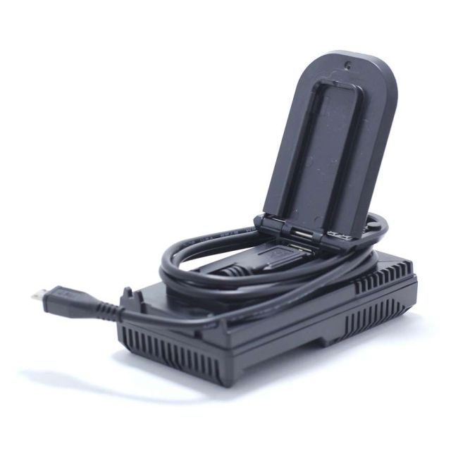 Зарядное устройство Nitecore Intellicharger UM 20